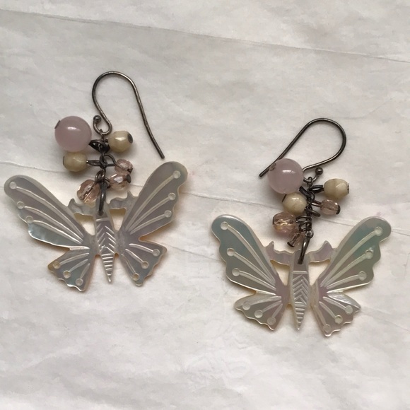 Mother of pearl & rose quartz butterfly earrings - Picture 2 of 8